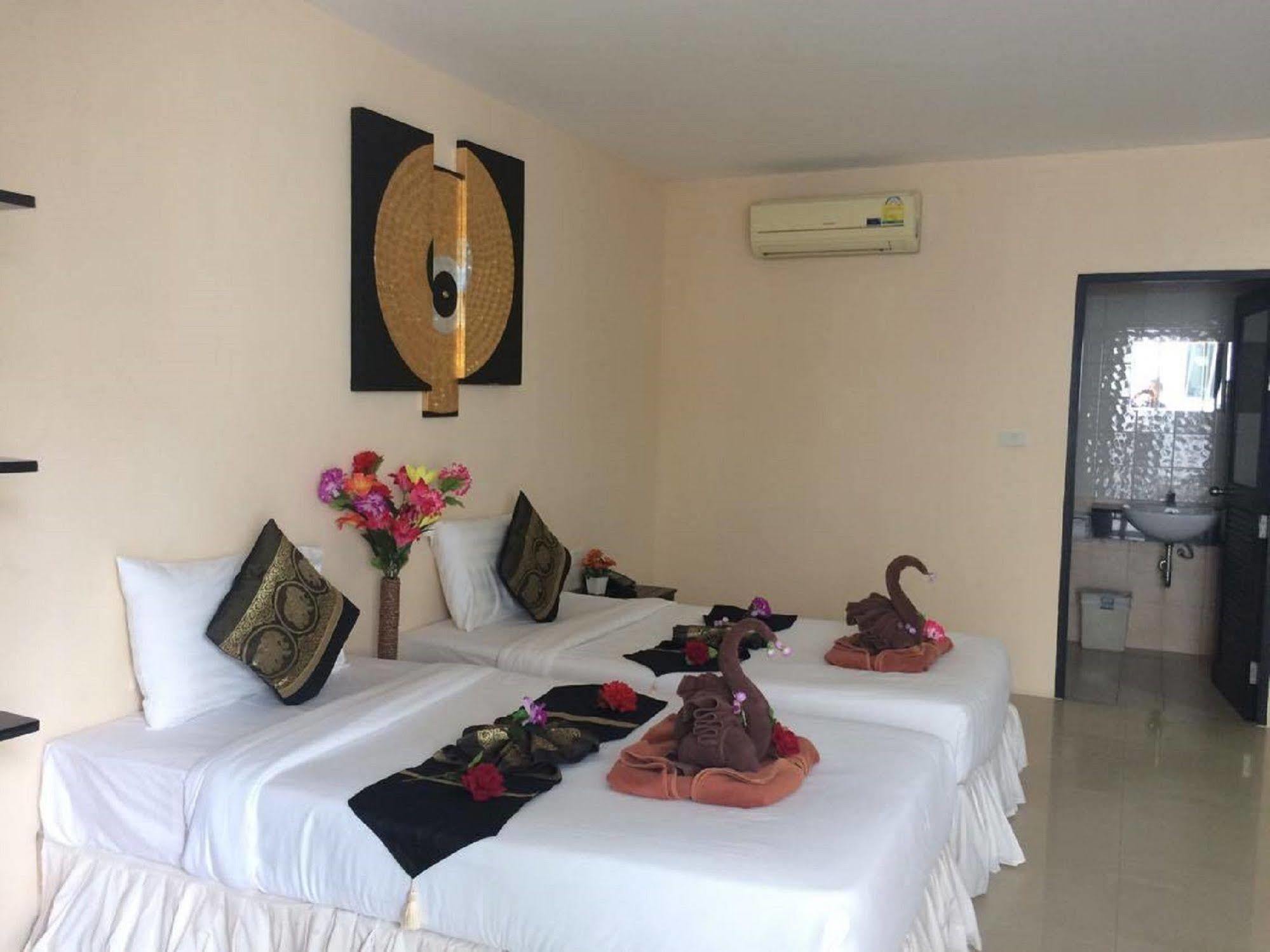Lars-Lita Residence Patong Εξωτερικό φωτογραφία